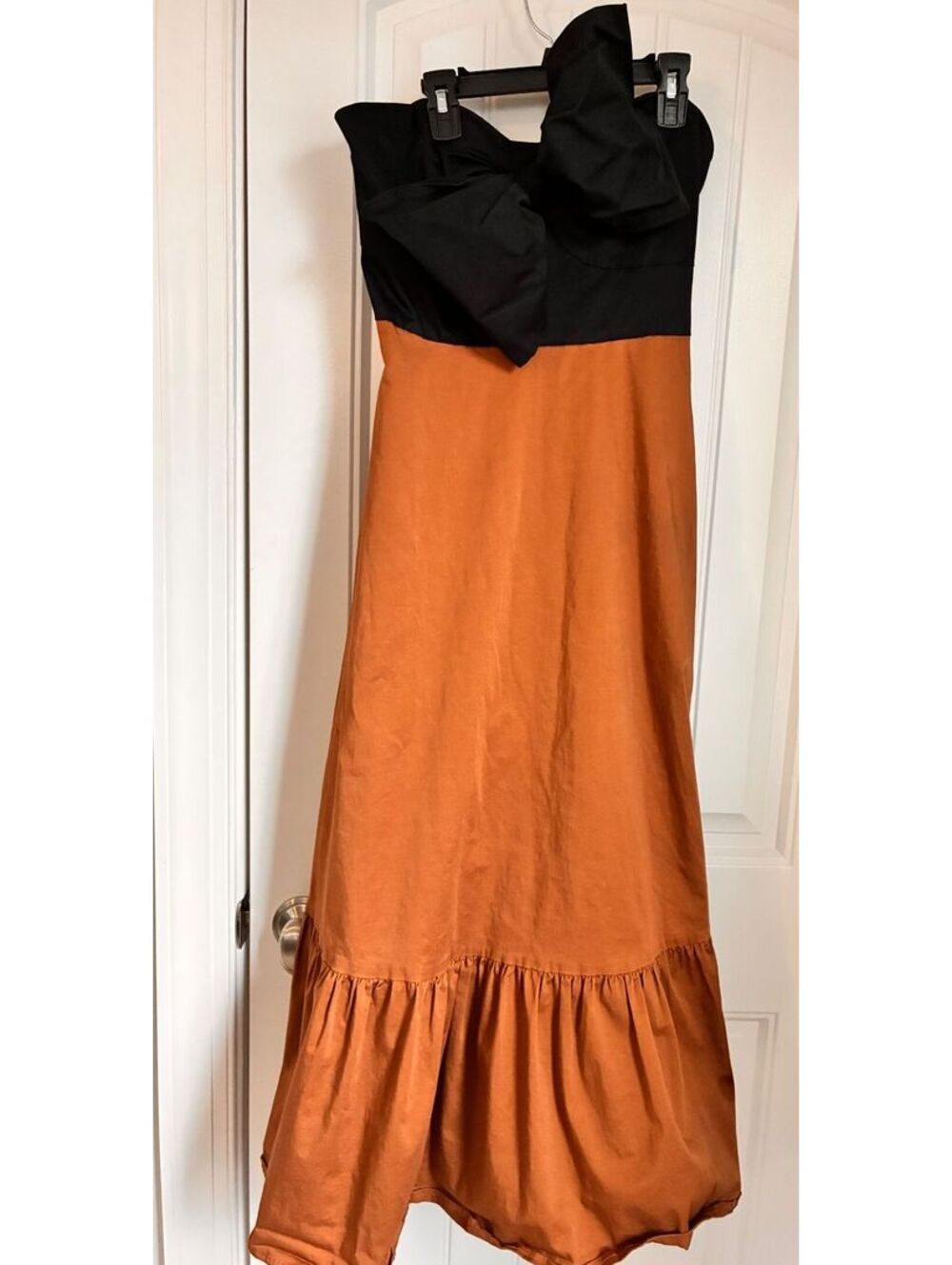 Hutch, Elegant Two-Tone Black and Brown Strapless Maxi Dress with Bow Detail